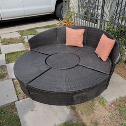 Outdoor sofa chair