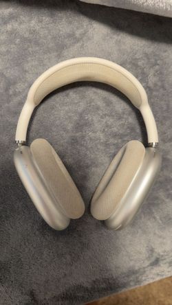 White Apple Airpods headphones