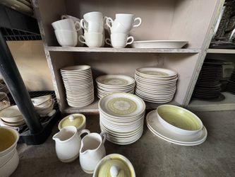Huge Vintage Franciscan "Hacienda Green" Earthenware Set - Green and Yellow Mid Century Modern ~70 Pieces