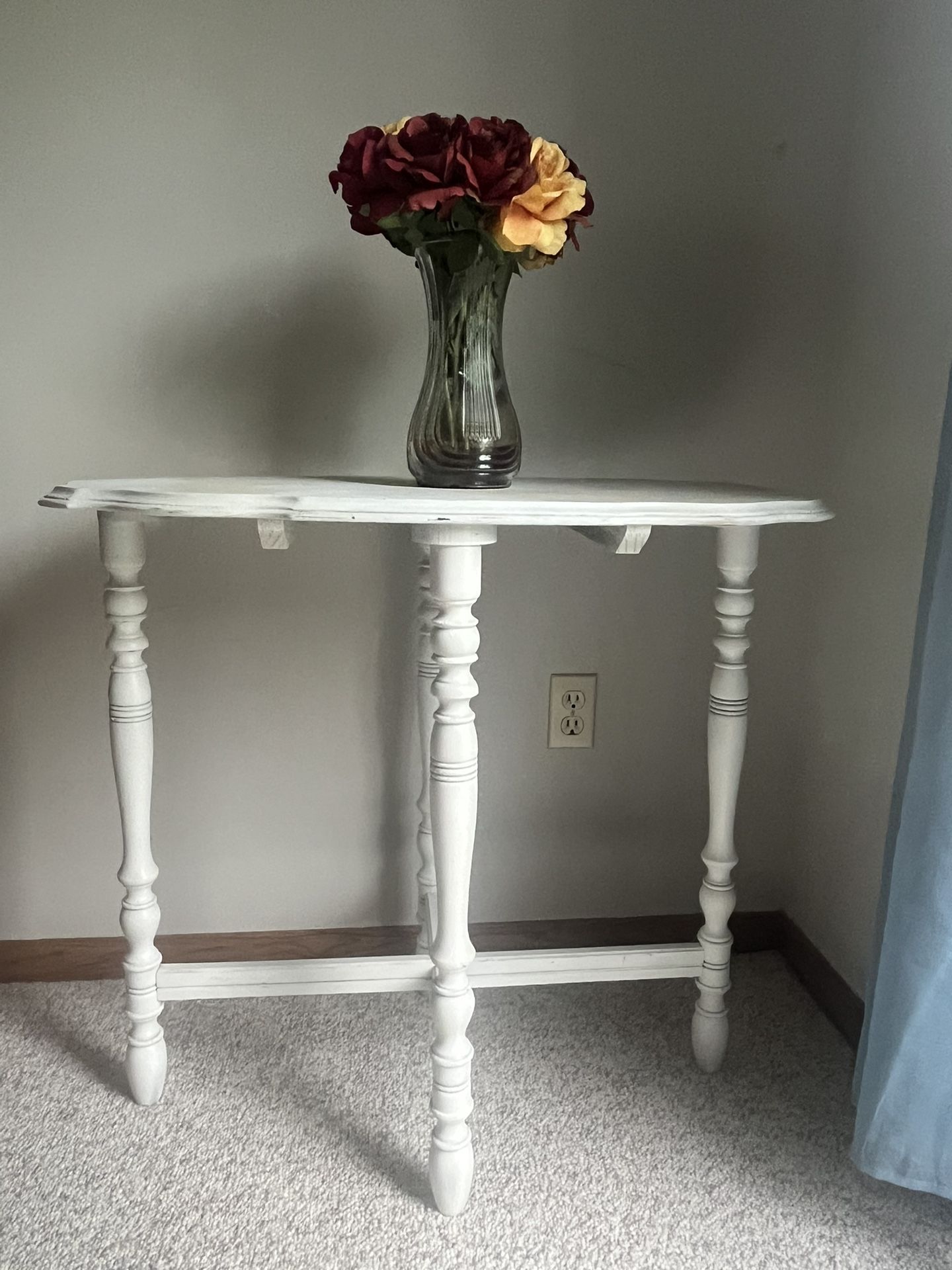 Small Entryway Table