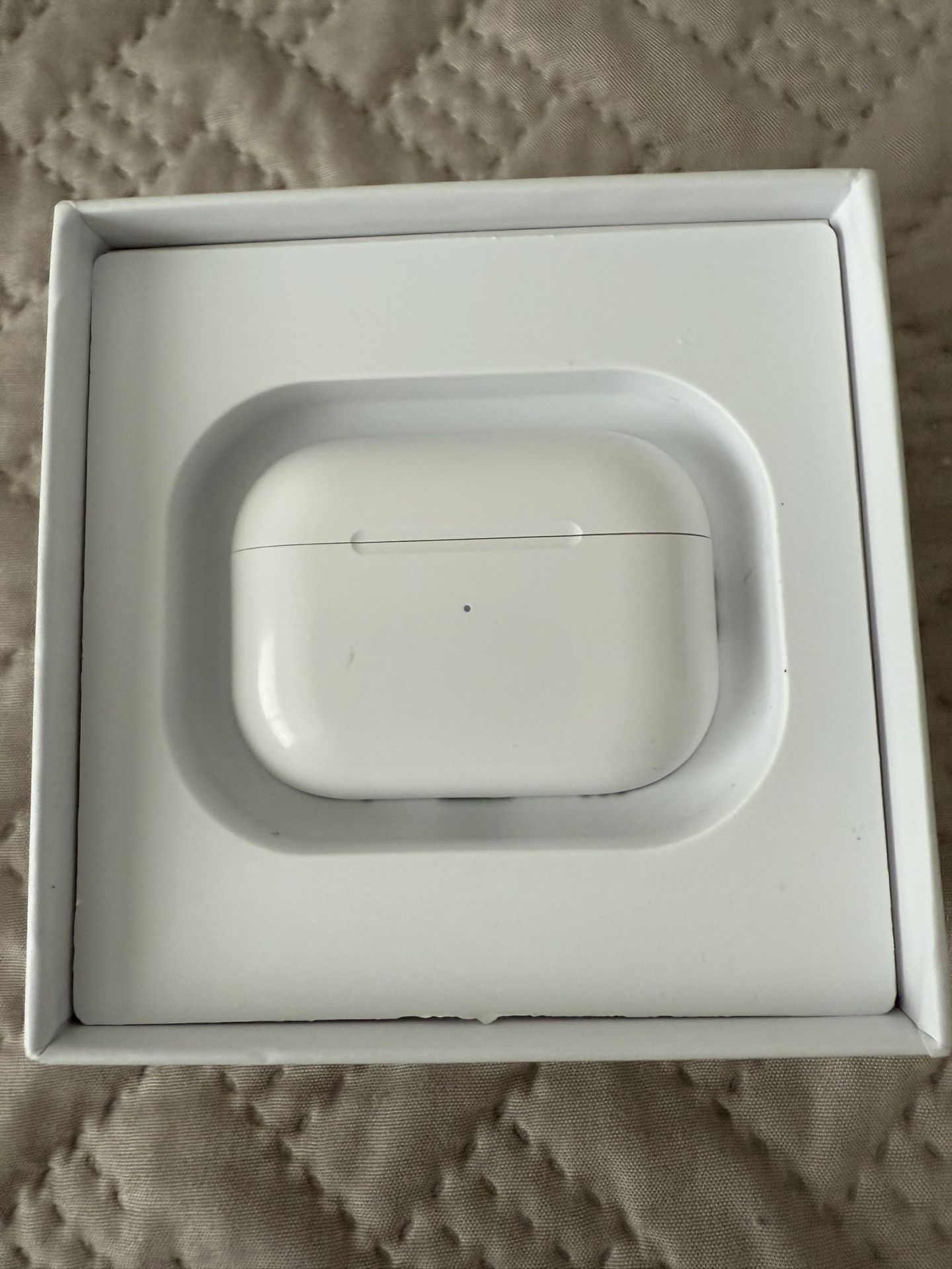 Apple Airpods Pro (2nd Generation) With (ANC) USB-C