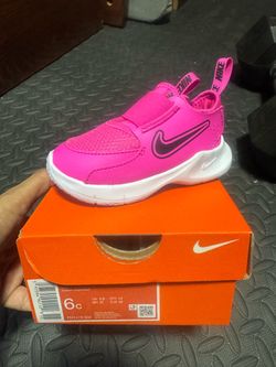 Nike Toddler Slip-On Sneakers Size 6C