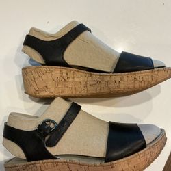 NEW Black Leather Wedge Sandals Size 11