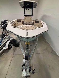 2025 Yamaha 255 FSH E series boat for sale