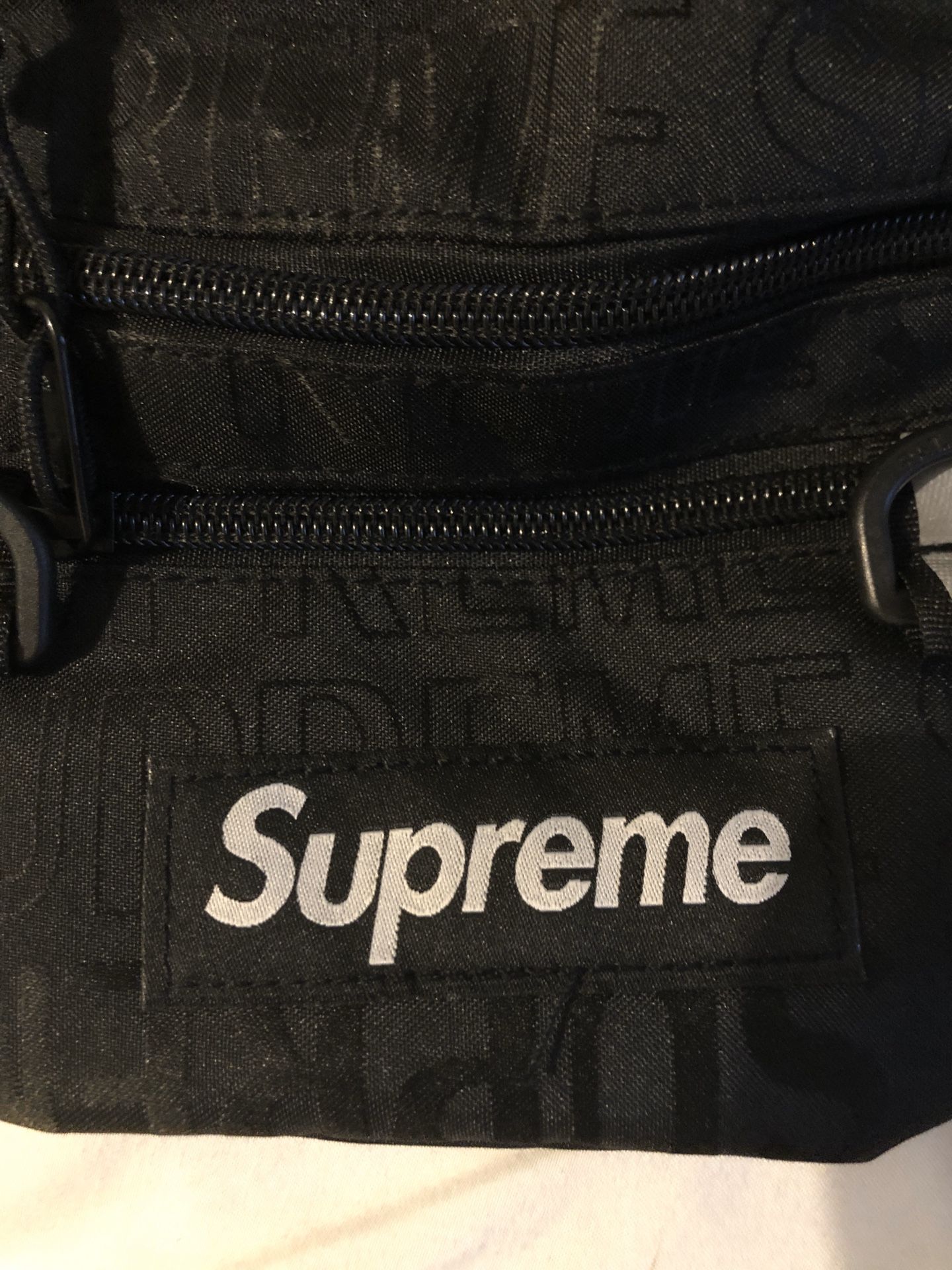 Supreme Fannypack