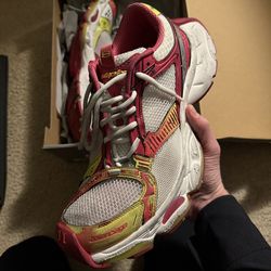 balenciaga stapler size 44