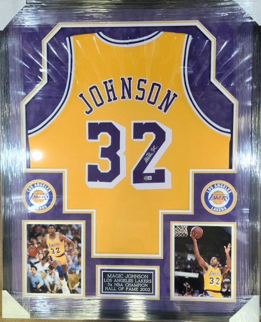 Lakers Magic Johnson Signed, Beckett-Certified, Deluxe-Framed Jersey 