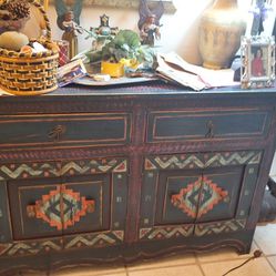 Buffet Table/cabinet
