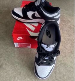UNISEX WOMENS NIKE LOW DUNKS 7.5