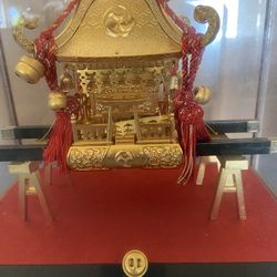 Ornament, portable shrine, made of metal, 24KGP, Hakusan Shrine souvenir, used Japanese display Case
