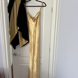 Gold Velvet Dress With Black & Gold Shawl