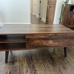 Coffee Table (Lift Up)