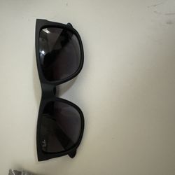 Black Ray Ban Sunglasses 