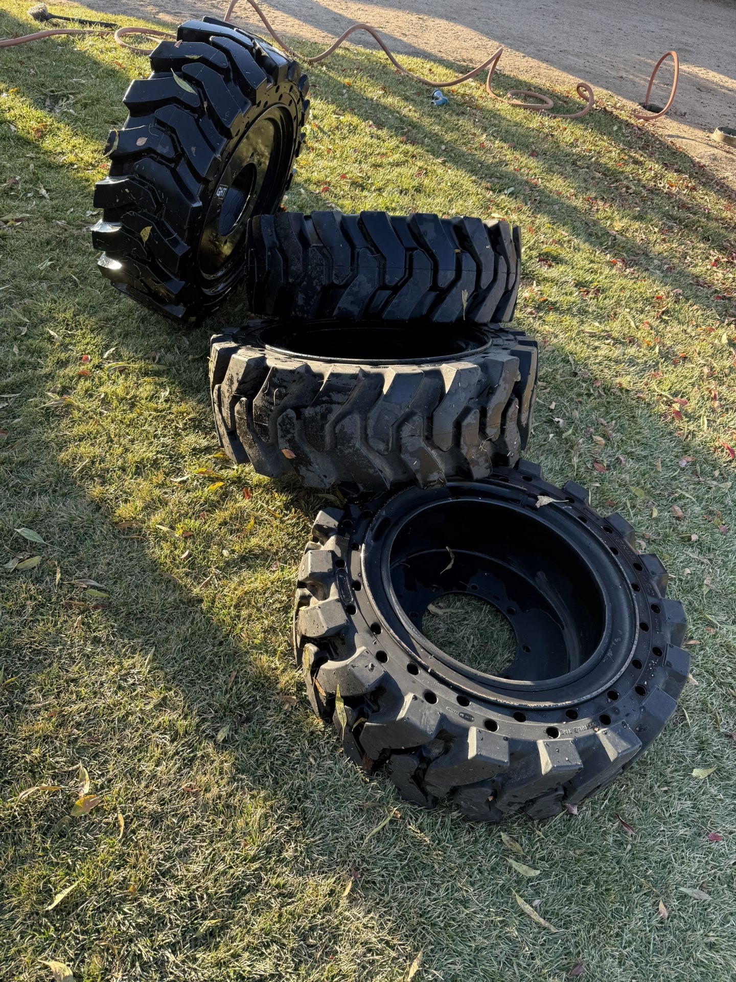 Solid Bobcat Skid steer Solid Wheels 