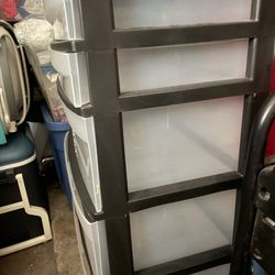 Plastic storage with drawers 