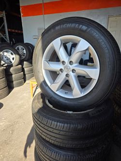Rims for nissan rogue or others 18 tires are 235/55/18