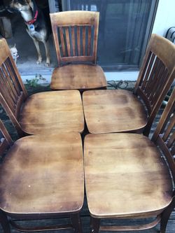 5 table wooden chairs