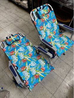 ‼️Tommy Bahama Backpack Beach Chairs – Adjustable Recline 🏖️
