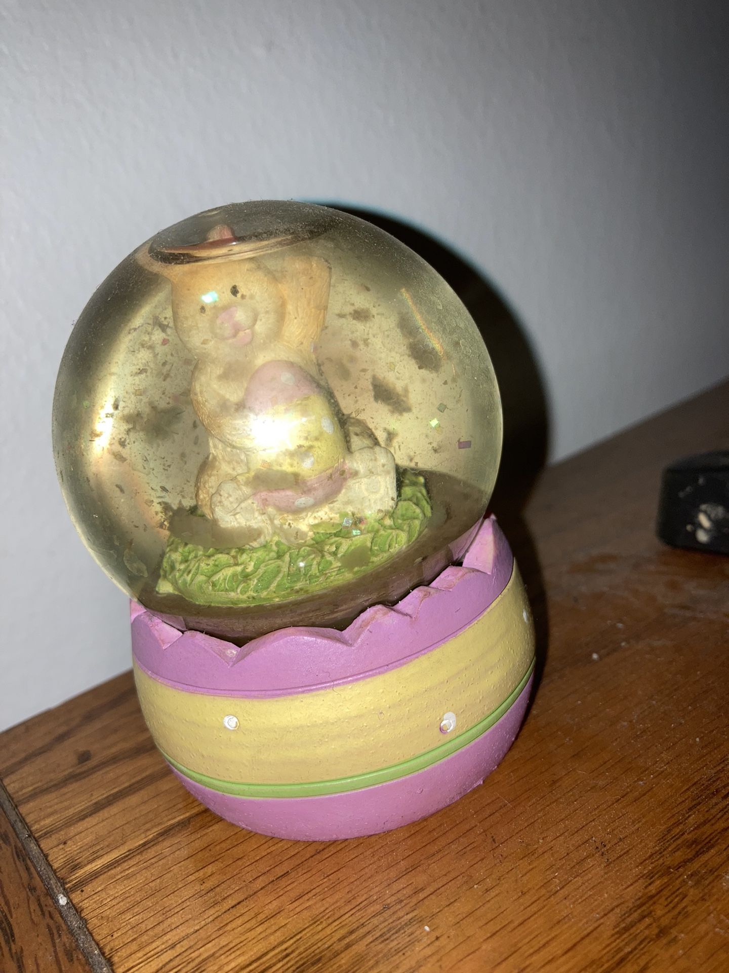 Easter Snow Globe