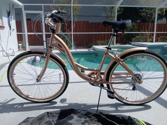 New! Bayside Cruiser! With cover and lock