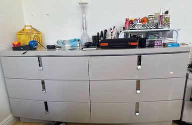 Contemporary wardrobe