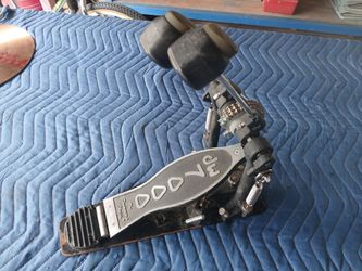 DW 7000 Double Bass Drum Pedal