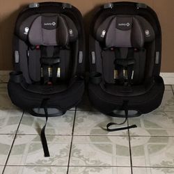 TWO LIKE NEW SAFETY 1ST CONVERTIBLE CAR SEATS!!!!!