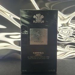 Creed Aventus 3.3 oz / 100 ml Eau De Parfum 
