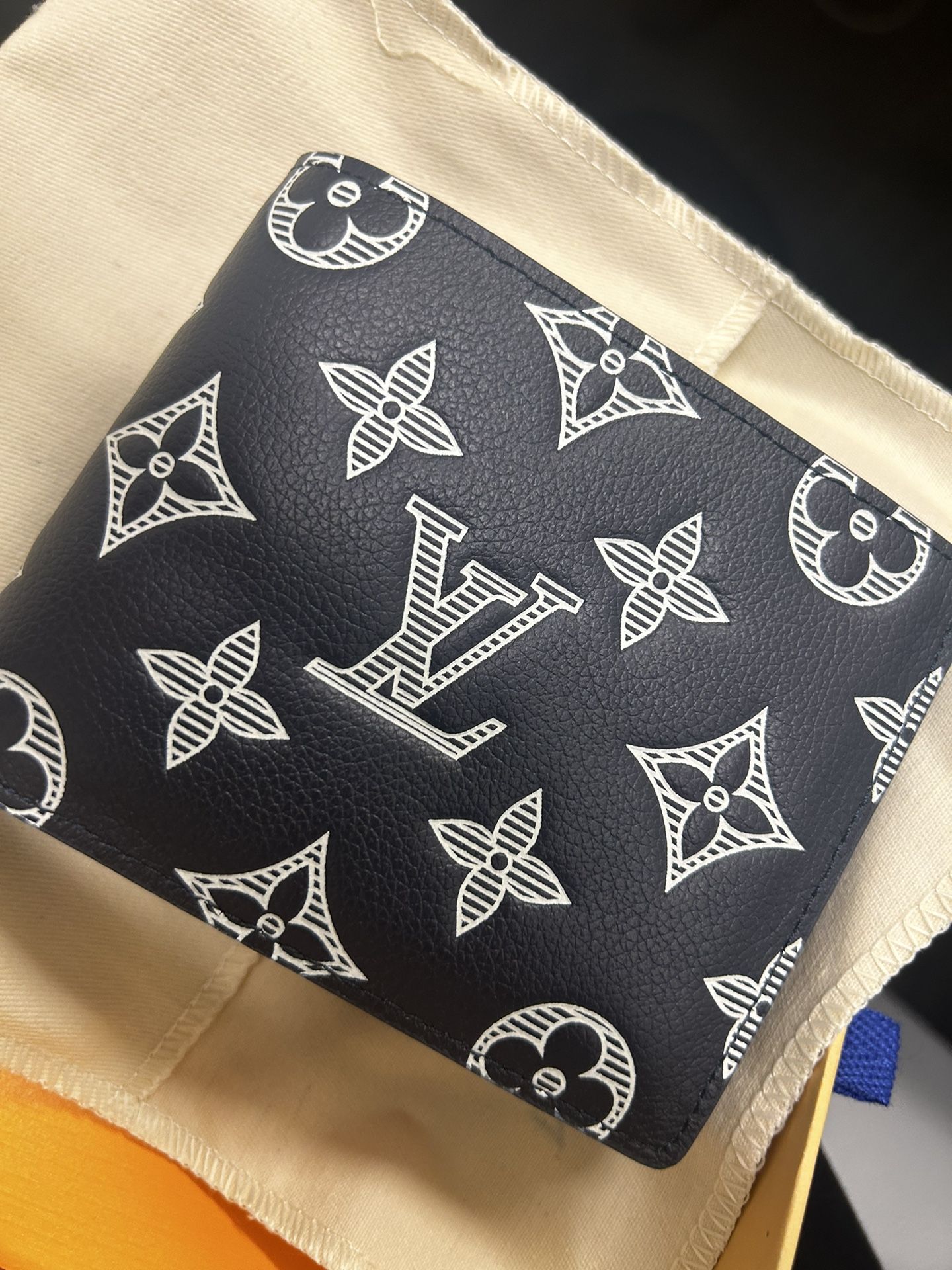 Louis vuitton wallet 