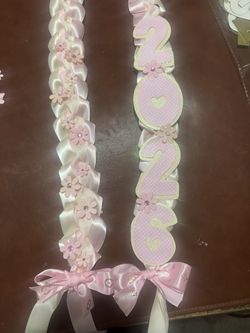 pink lei