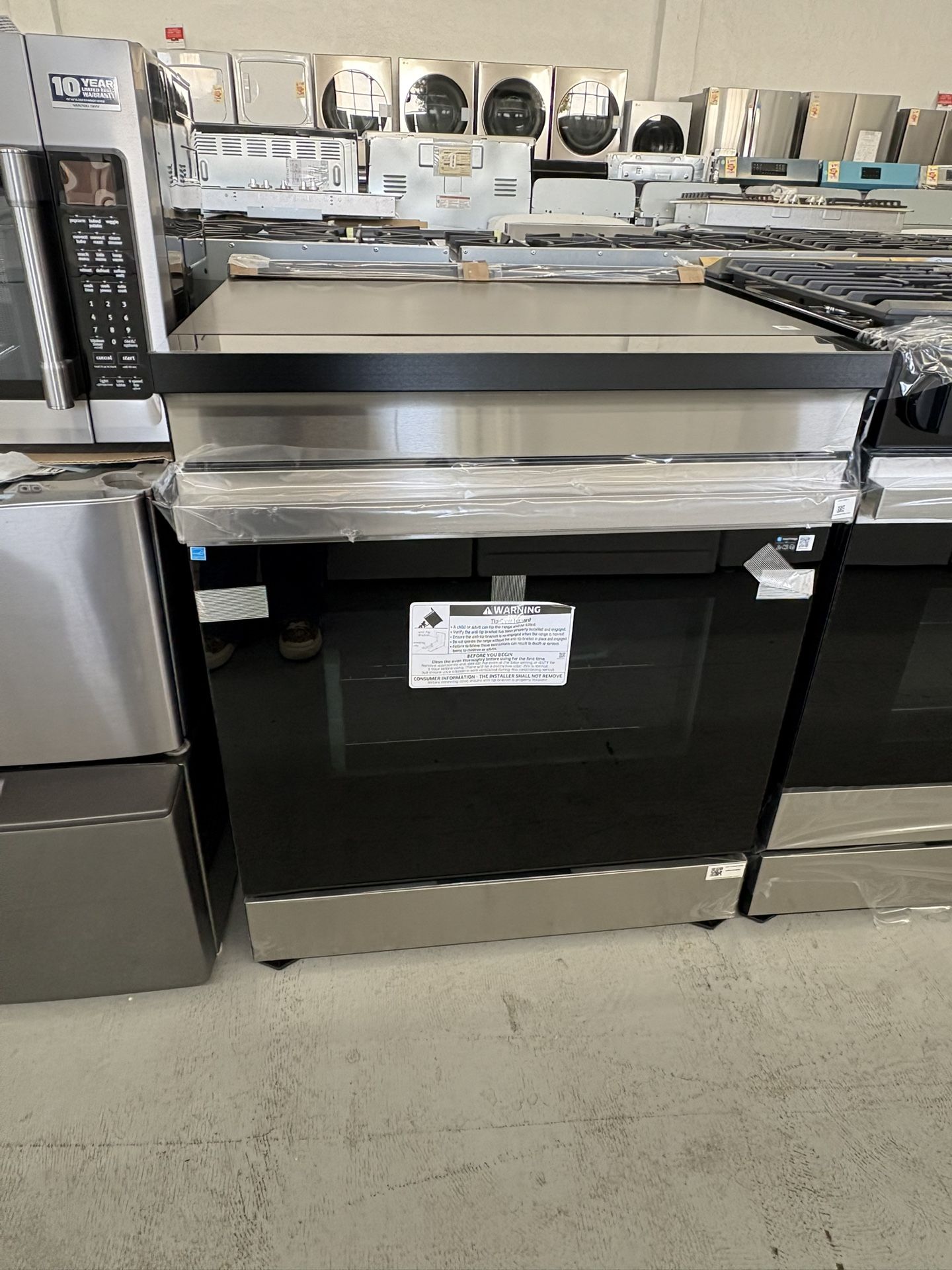 Samsung Bespoke 30 in. 6.3 cu. ft. 4-Burner Element Smart Slide-In Induction Range in Stainless Steel with Anti-Scratch Glass