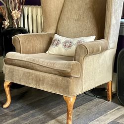 Tan Chair, Great Condition 