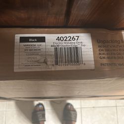 Vari Electric Sit/stand  Desk 