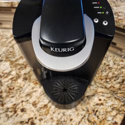 *** KEURIG COFFEE MAKER ***