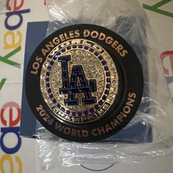 Shohei Ohtani World Series Ring Dodgers Giveaway