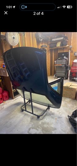 Mercedes Hard Top and Stand