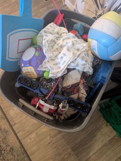 Free children's shoes and toys