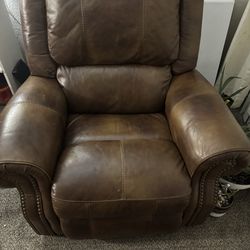 Ashley recliner set