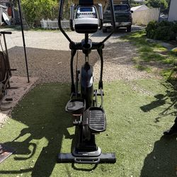 INTENSITY STRIDE  POWER RAMP ENDURANCE 720 E PRO FORM