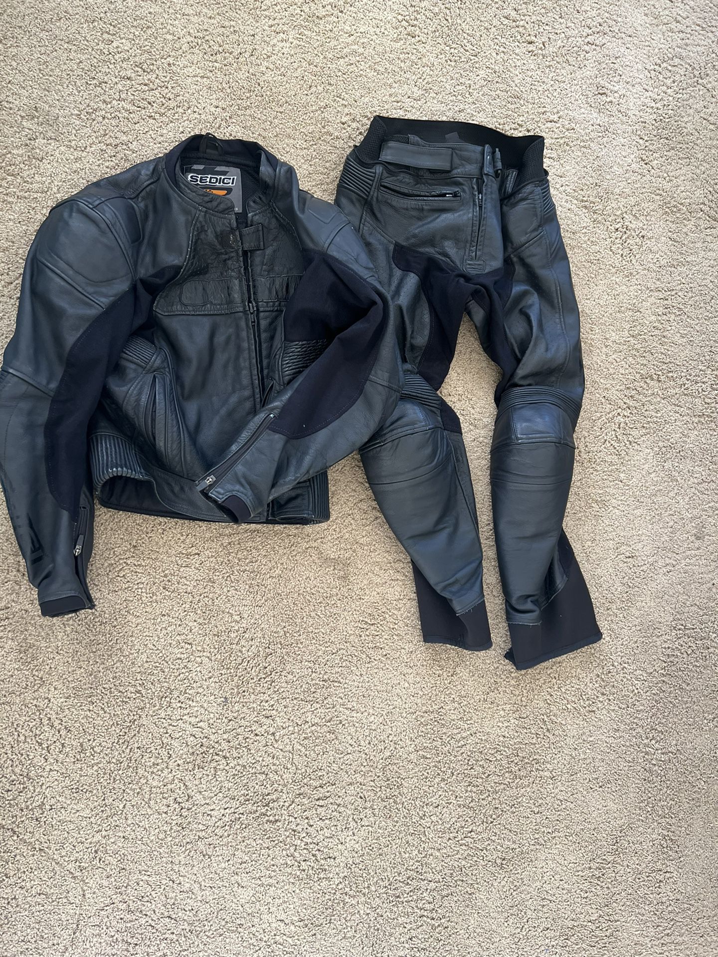 Sedici Full Body Motorcycle Suit (padded) Size 32 