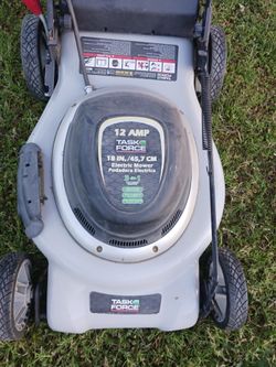 Brand New Black & Decker 13 amp Electric Mower for Sale in Mesa, AZ -  OfferUp