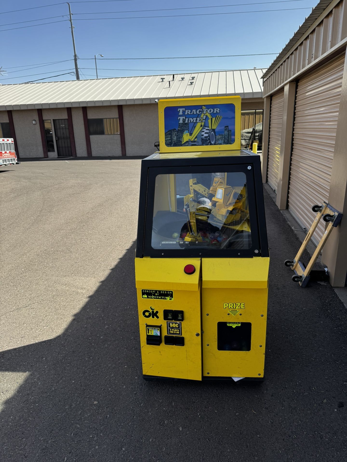 Tractor Time Claw Game