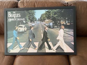 3 Framed Wall Art Pieces – Beatles & Vintage Artwork