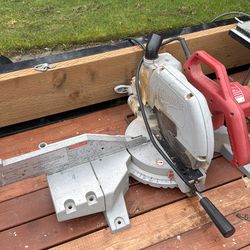 Milwaukee Miter Saw