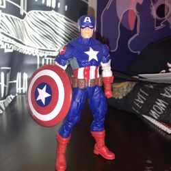 MARVEL LEGENDS ULTIMATE CAPTAIN AMERICA