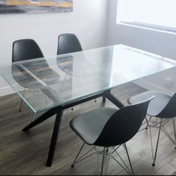 Modern Glass Table. 