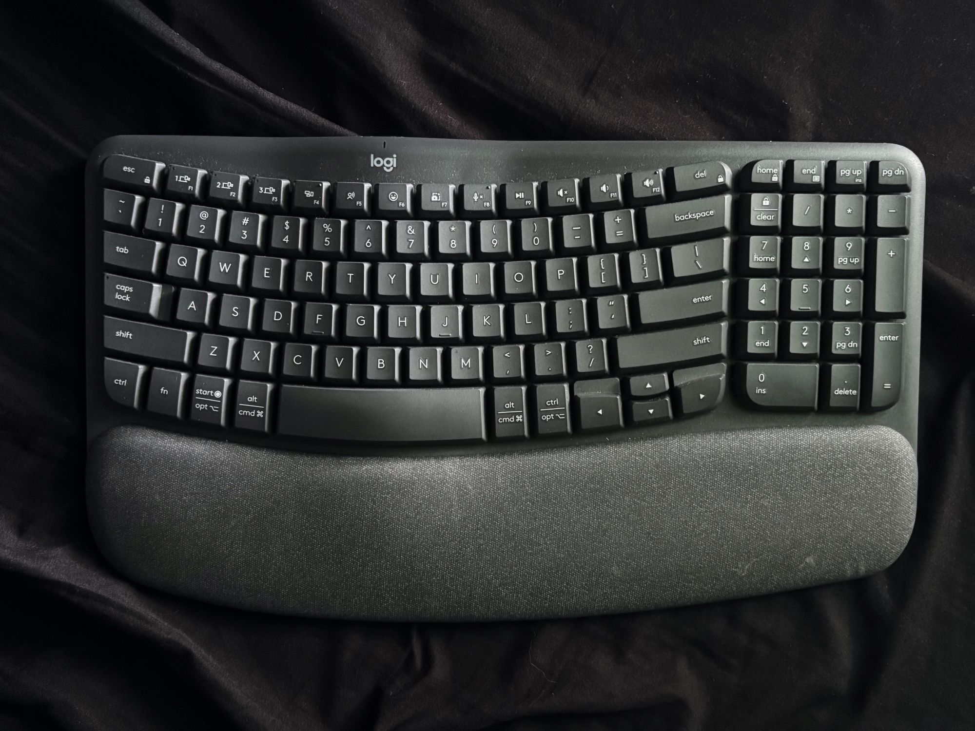 Logitech Wave Keyboard