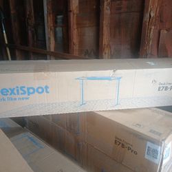 FlexiSpot E7B-Pro Standing Desk 