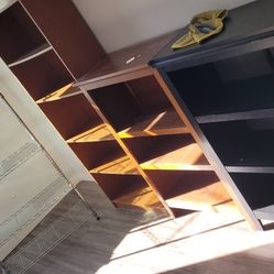 Free Bookshelves