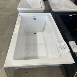 Acrylic Tub Freestanding Tub Bathtub 60” x 30” $280  Luke’s liquidations warehouse Address:  2434 N Forsyth Rd, Suite A, Orlando, Fl, 32807 Open  Mond